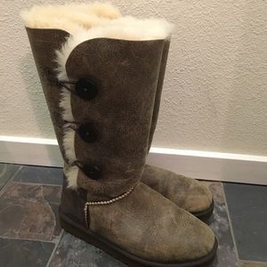 Bailey Button Triplet Bomber UGG Boots